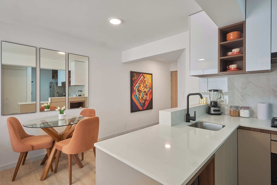 Apartment, 1 Queen Bed with Sofa bed, Kitchen | Dining room