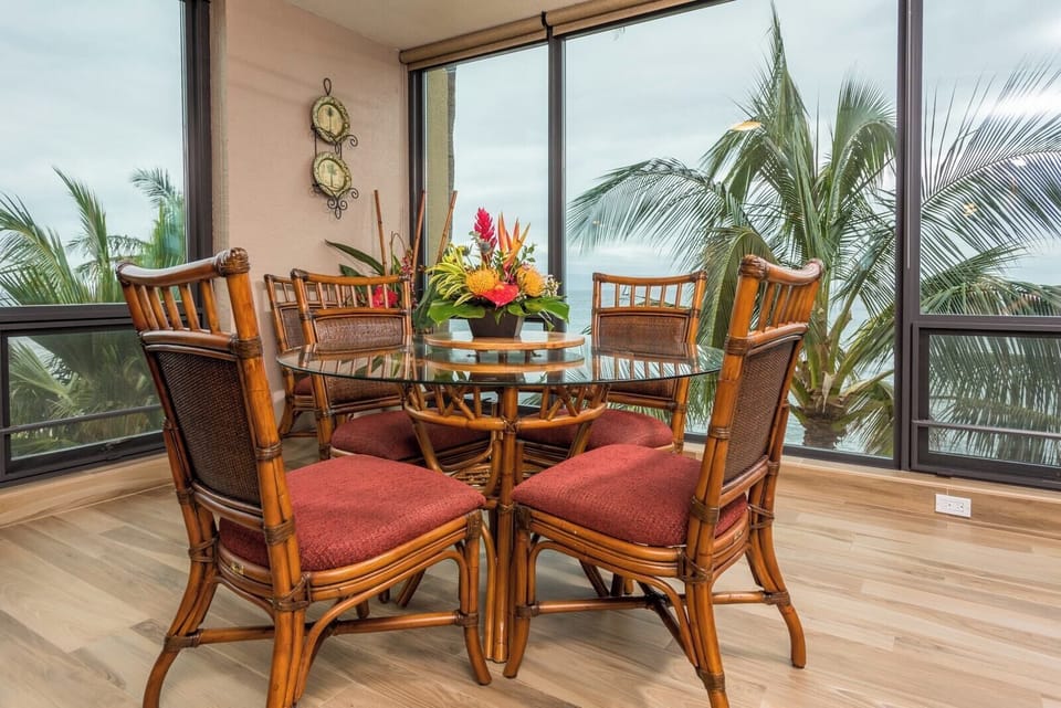 Dine among the treetops with panoramic ocean views, where every meal is serenaded by waves and rustling palms MAH-419
