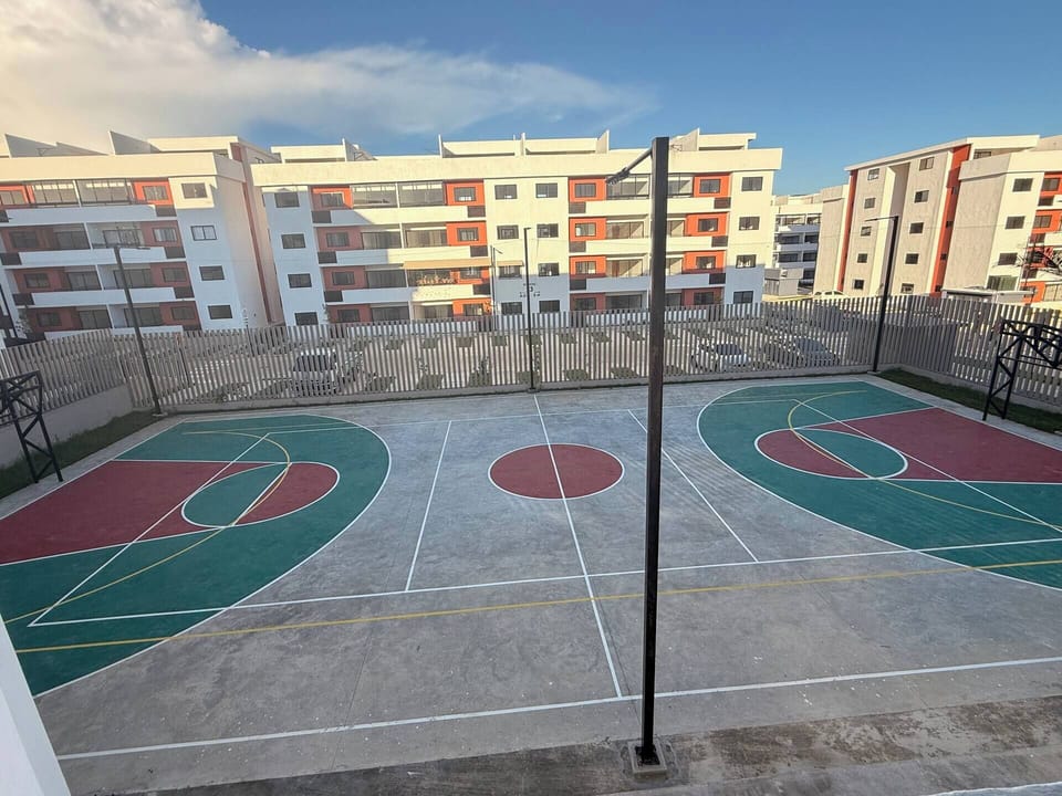 Sport court
