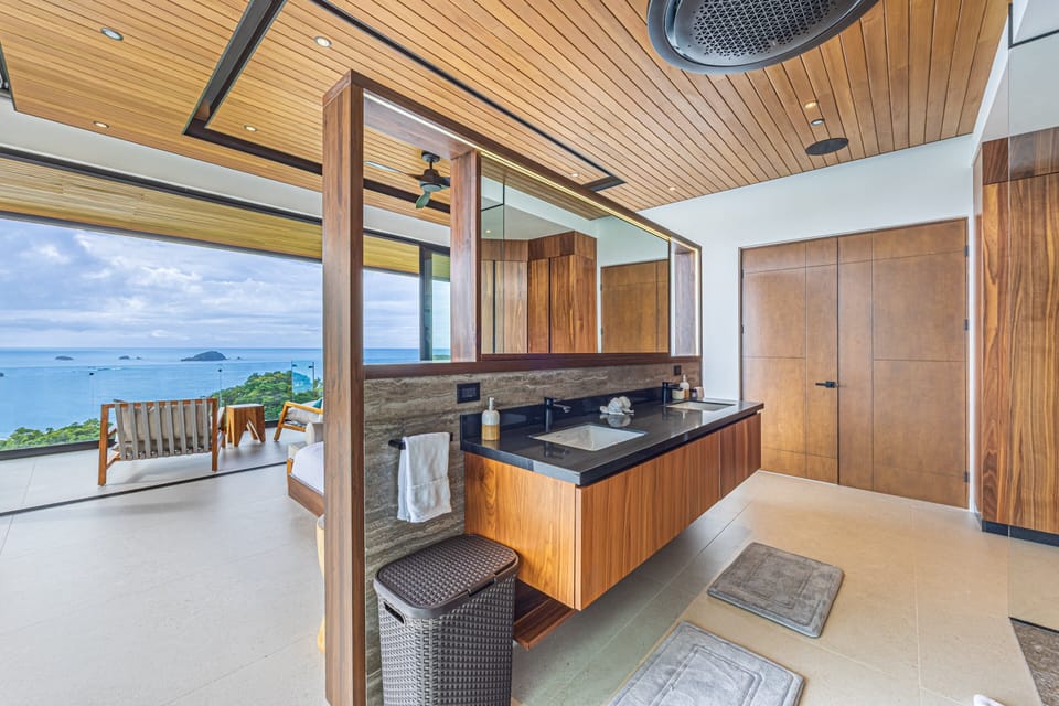 Penthouse Suite