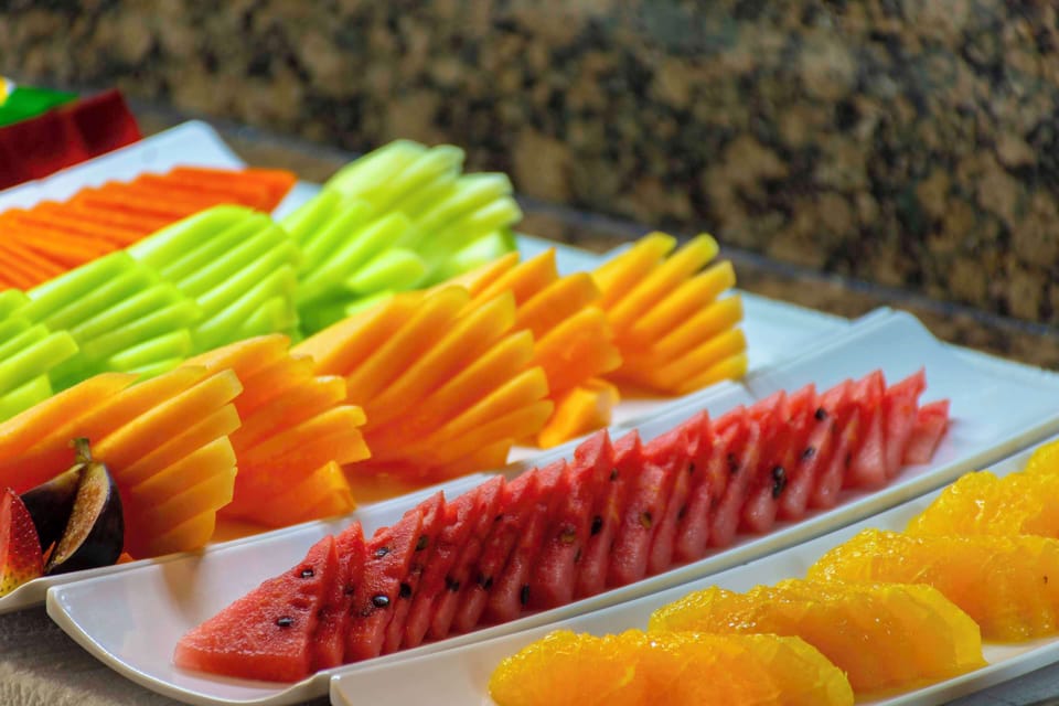 Daily buffet breakfast for a fee