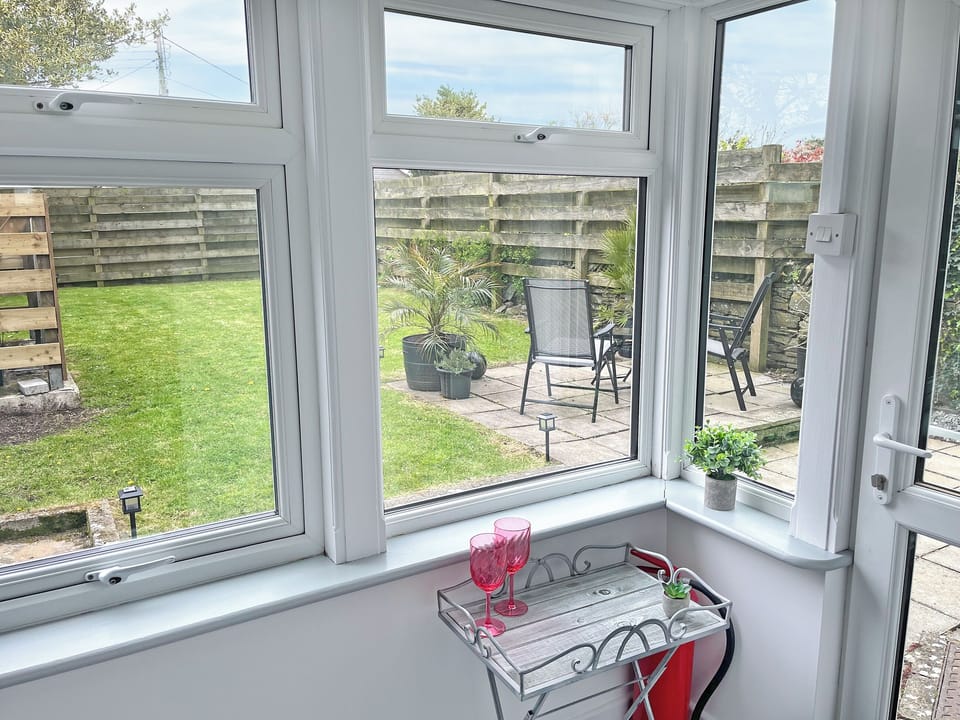 Sun room | Irisdene, Tintagel