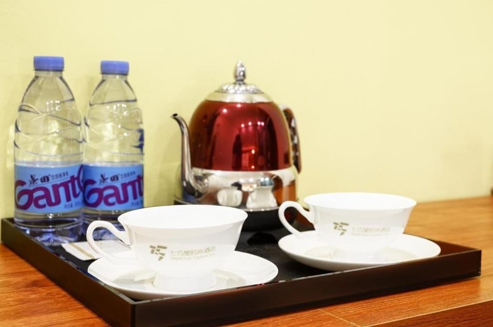 Superior Twin Room | Food and drink