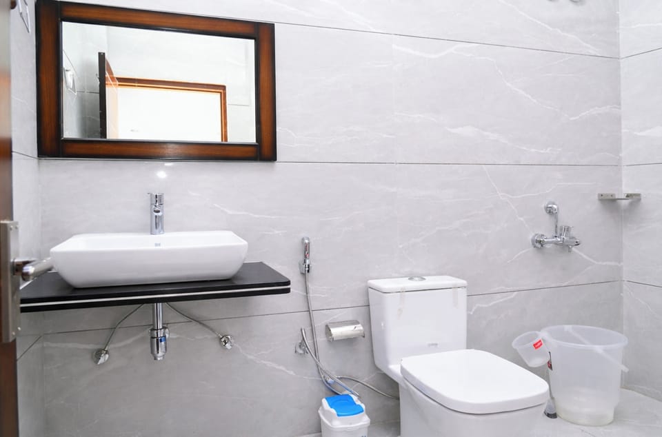 Shower, rainfall showerhead, slippers, bidet