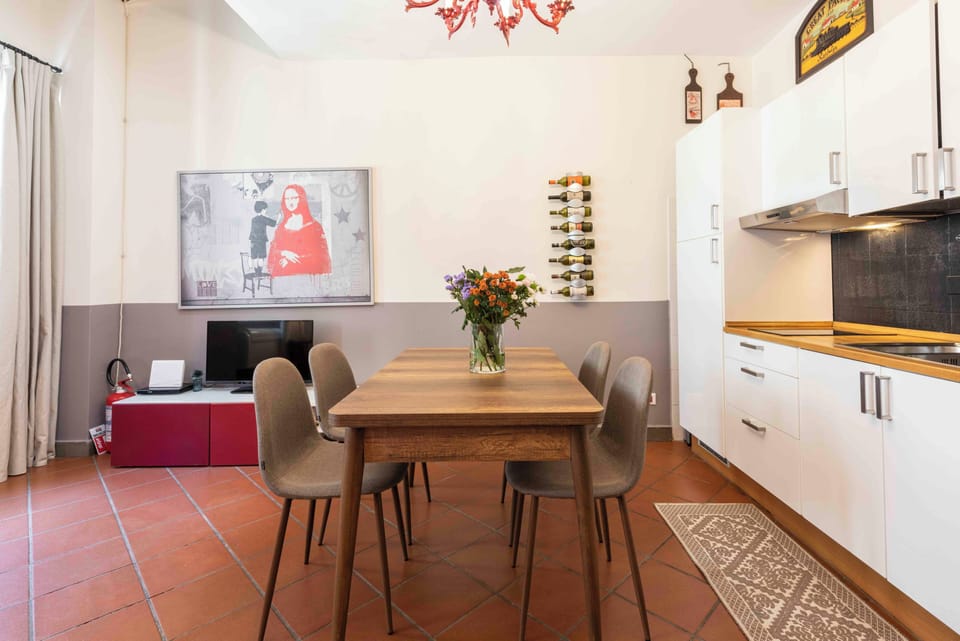 Classic Apartment | Dining
