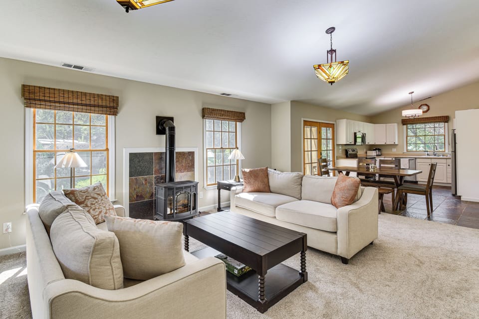 Cottage (3 Bedrooms) | Front of property