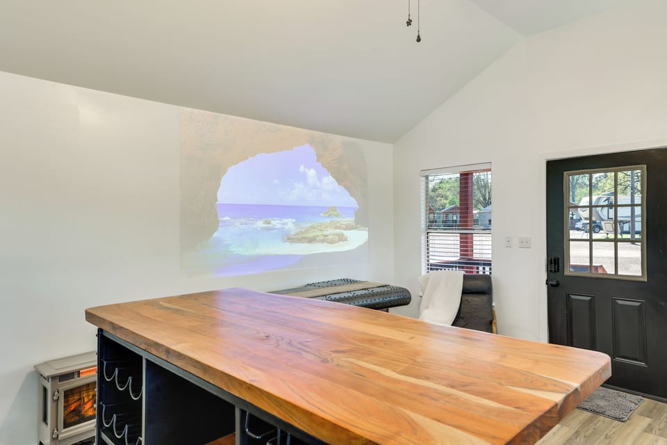 House (1 Bedroom) | Interior