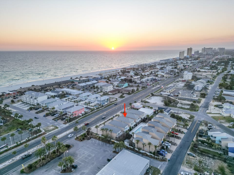 Close proximity to the beach