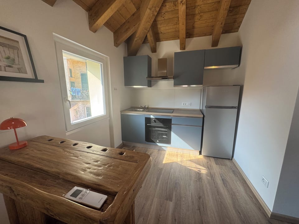 Deluxe Condo | Private kitchen