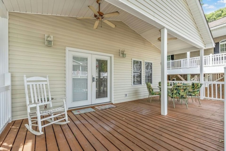 Have your morning coffee while enjoying the ocean breeze.