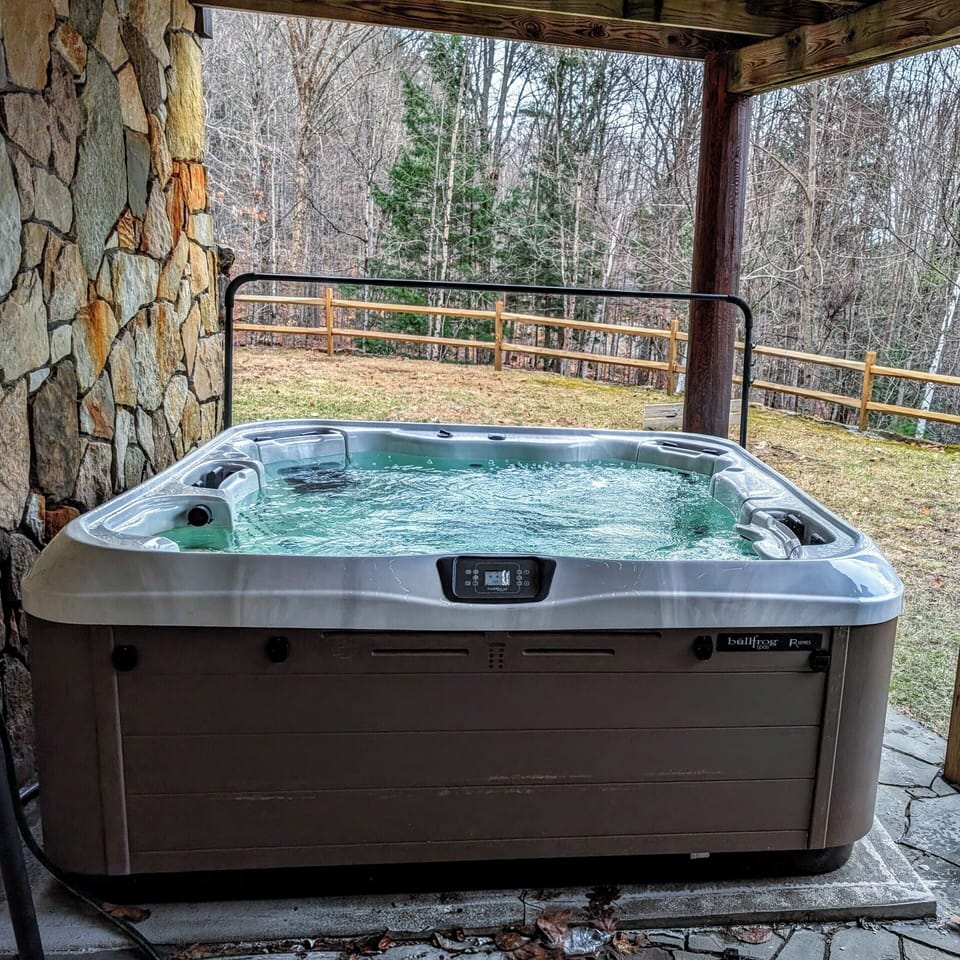 Hot tub