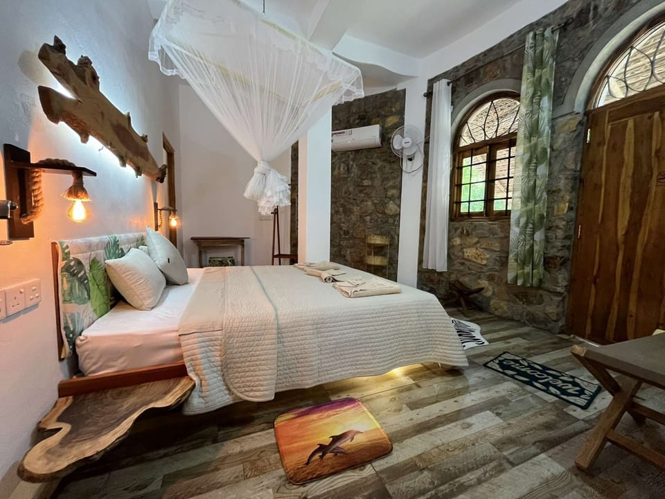 Jungle bedroom