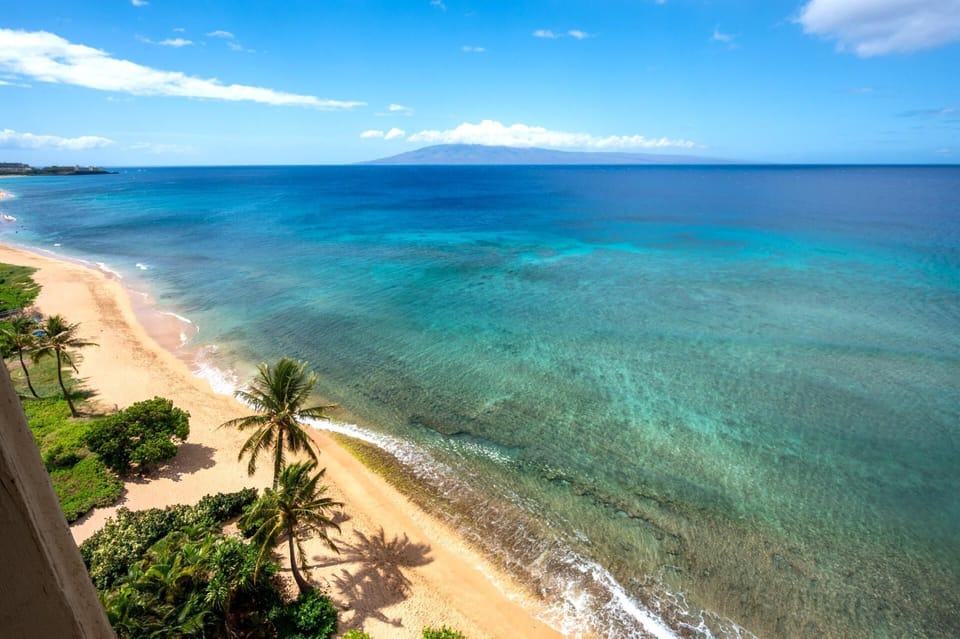 Enjoy incredible, panoramic oceanfront views every day!