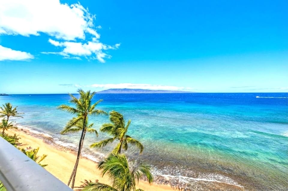Enjoy open ocean views just beyond your private retreat MAH-814
