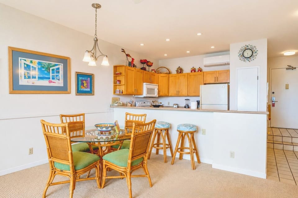 Gather around the dining table for family meals, planning your next day’s adventures, or a fun game night in paradise. NAP-B43