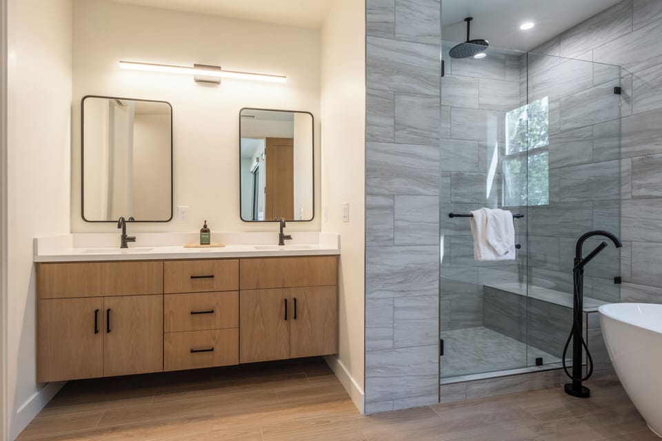 Master Bathroom ensuite to Master Bedroom #1  - Double Vanity , walk in shower and soaking tub