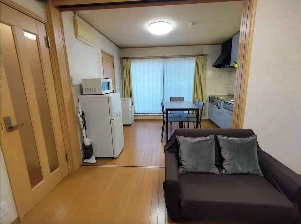 Comfort House, 2 Bedrooms | Living area | 40-inch LCD TV with digital channels
