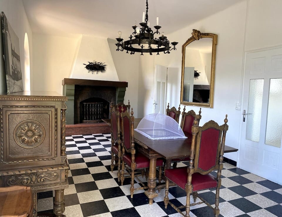 House | Dining