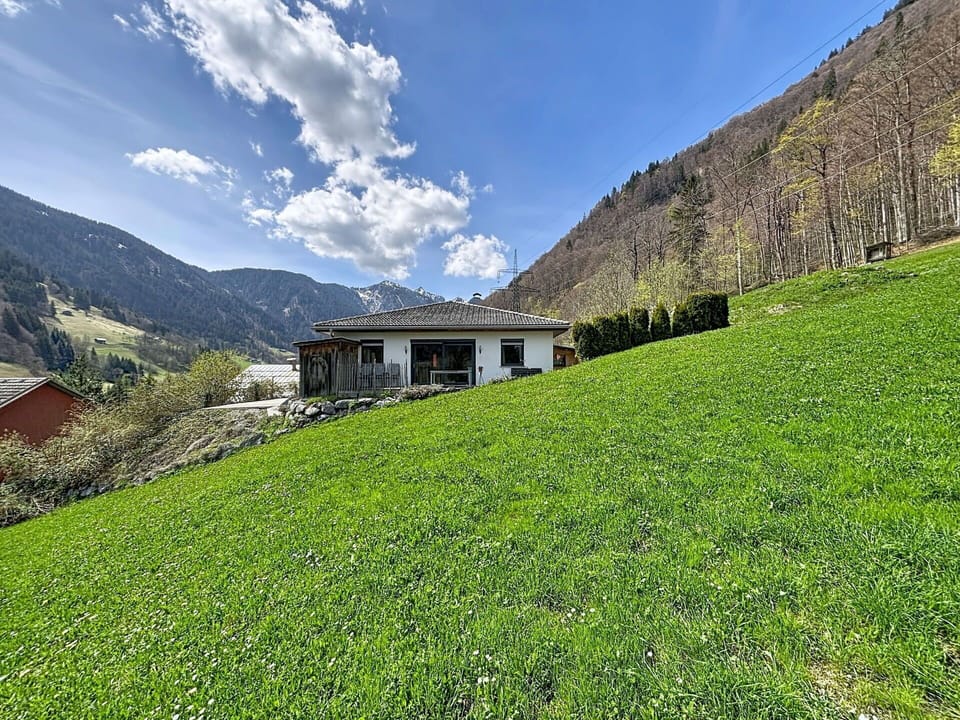 Mountainous Landforms, Grass, Hill, Mountain, Natural Landscape, Highland, Grassland, Landscape, Rural Area, Hill Station