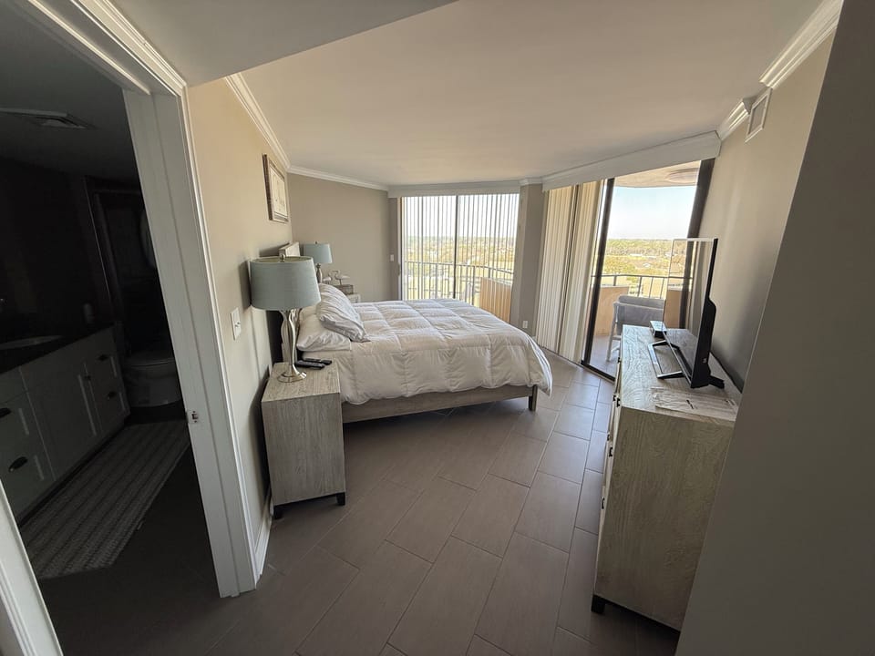 Master suite