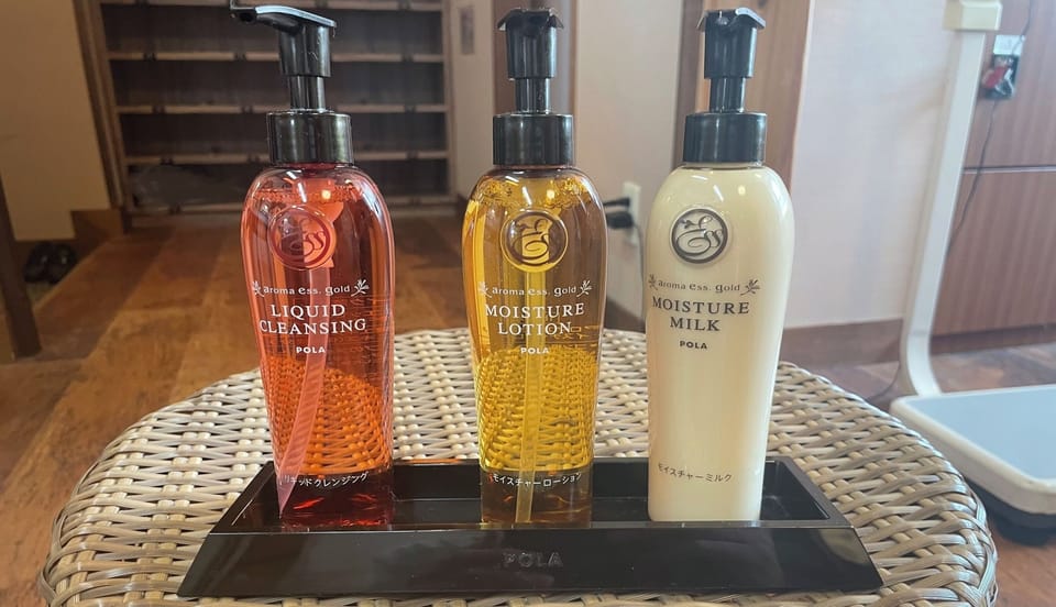 Bathroom amenities