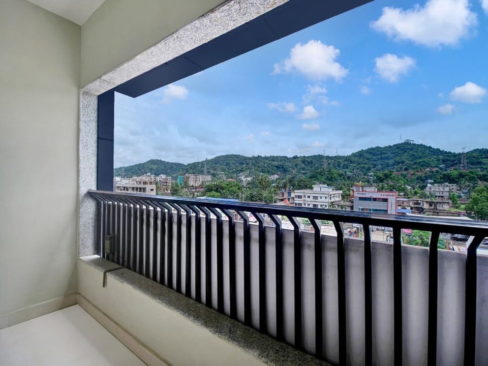 House | Balcony
