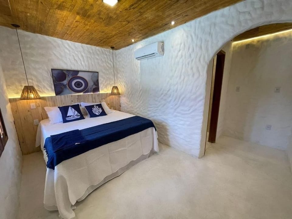 Double Room | Desk, laptop workspace, blackout drapes, iron/ironing board