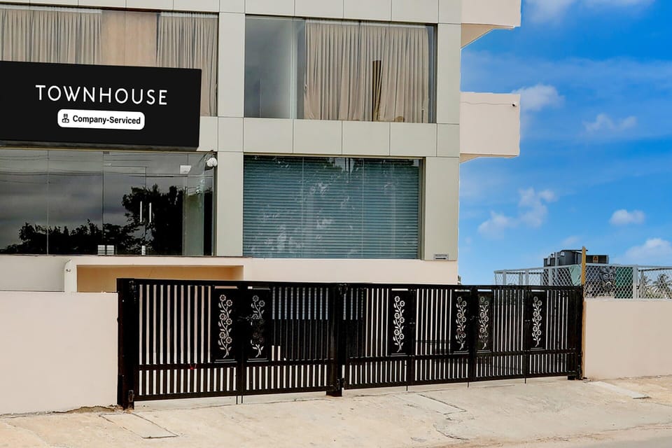 House | Reception
