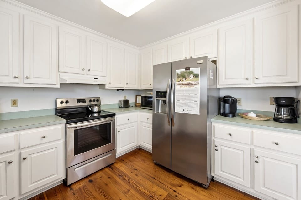 House, 5 Bedrooms | Private kitchen | Coffee/tea maker, fridge, oven, toaster