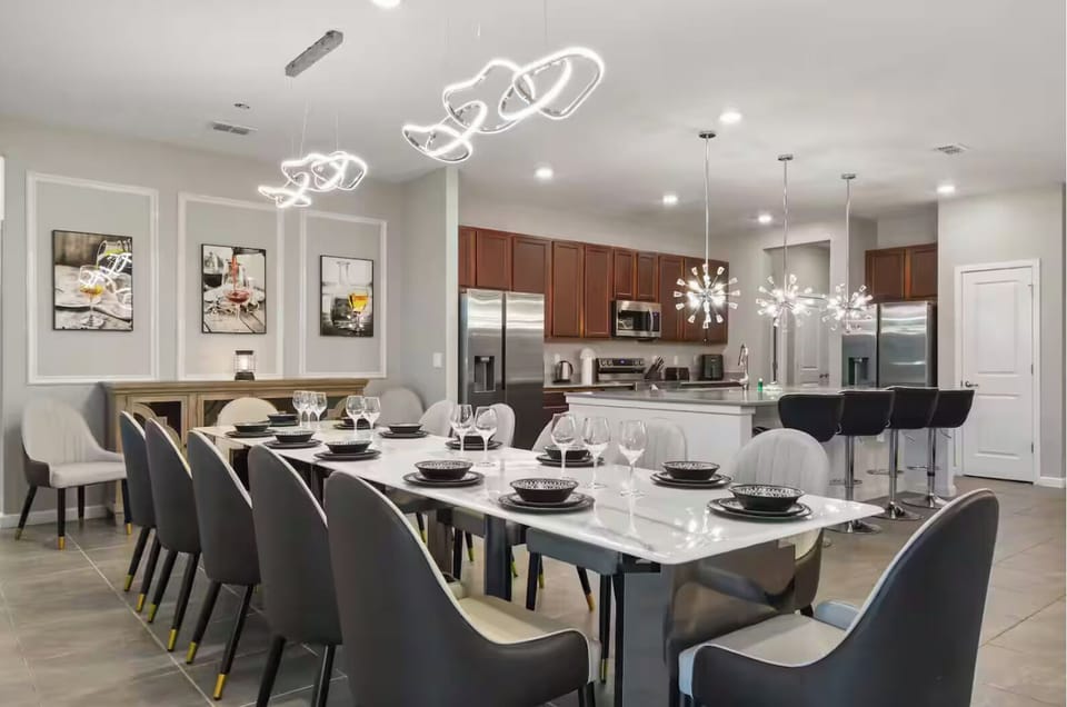 Incredibly large, spacious and luxurious open concept 