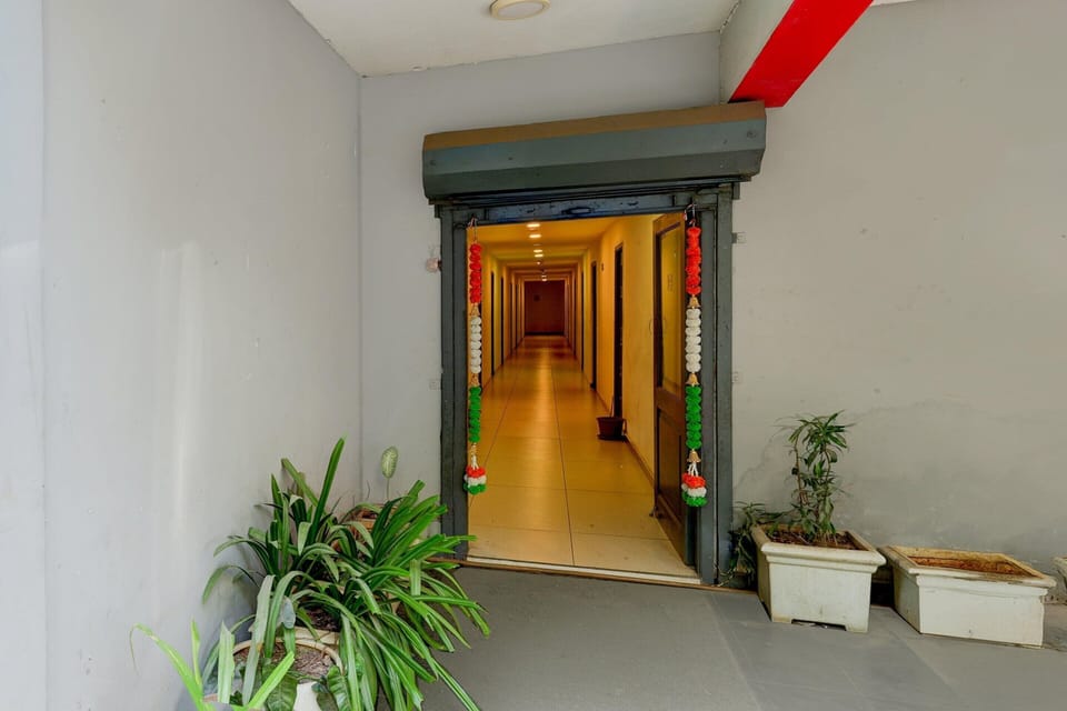 House | Reception