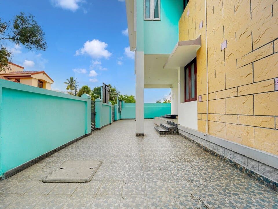 House | Property grounds