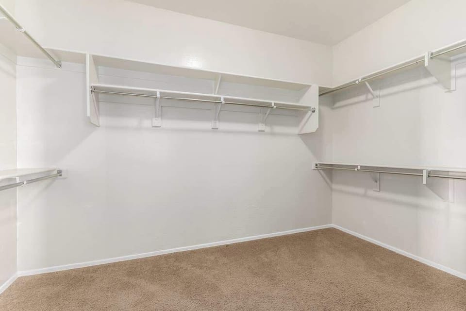 Walk in closet