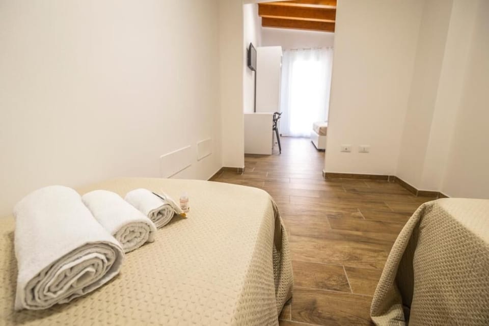 Double or Twin Room, Balcony, Mountain View | In-room safe, blackout drapes, WiFi (free)