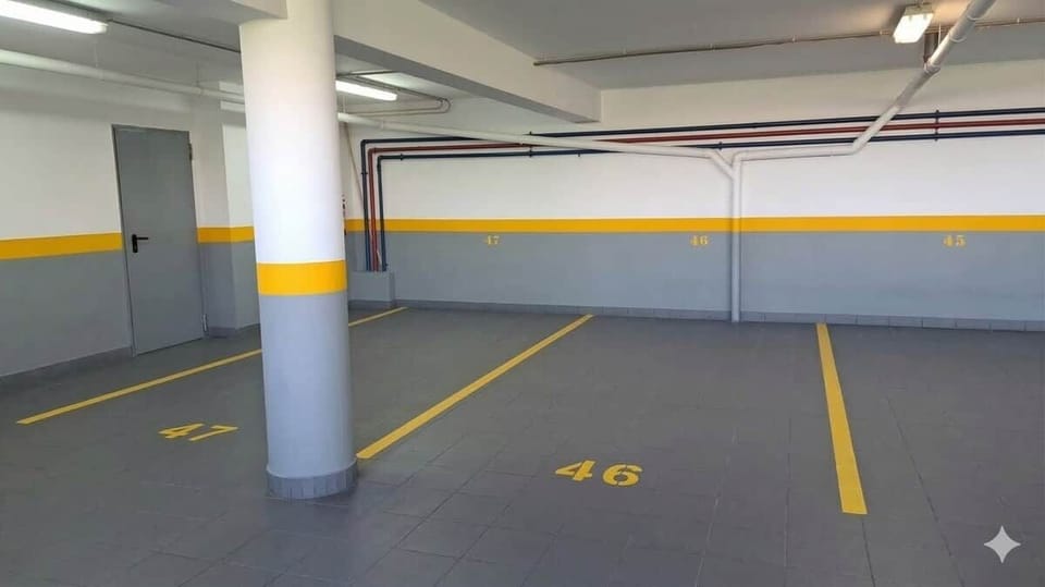 2 Exclusive enclosed ground floor parkings for a secure and seamless arrival.