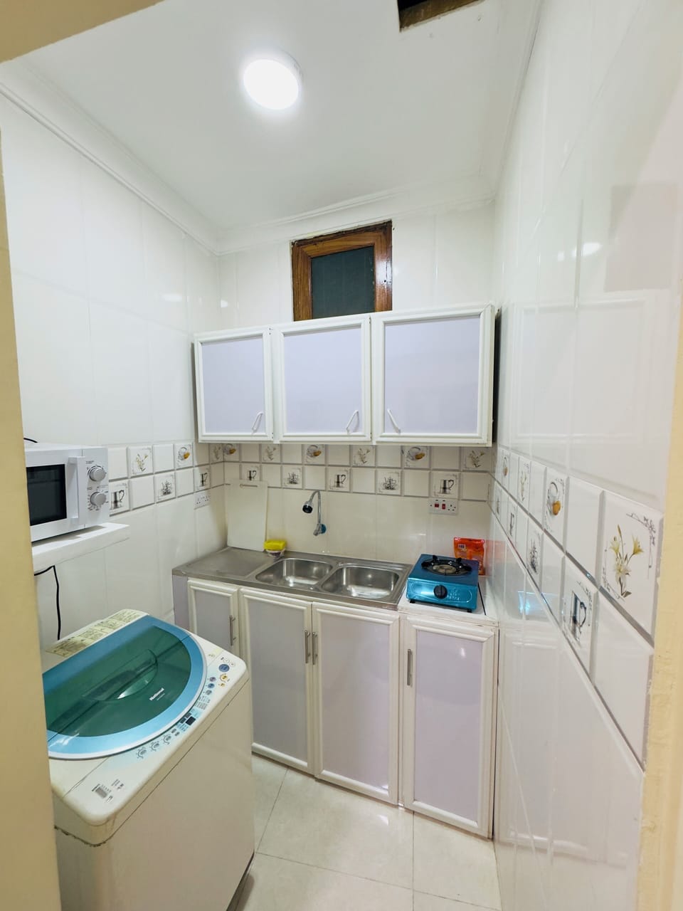 Shared fridge, microwave