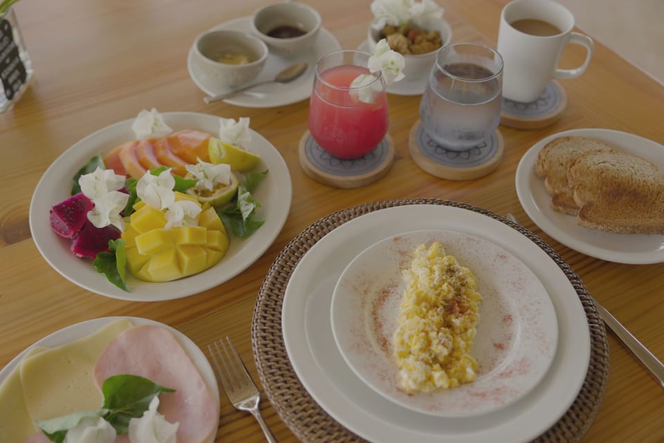 Breakfast meal