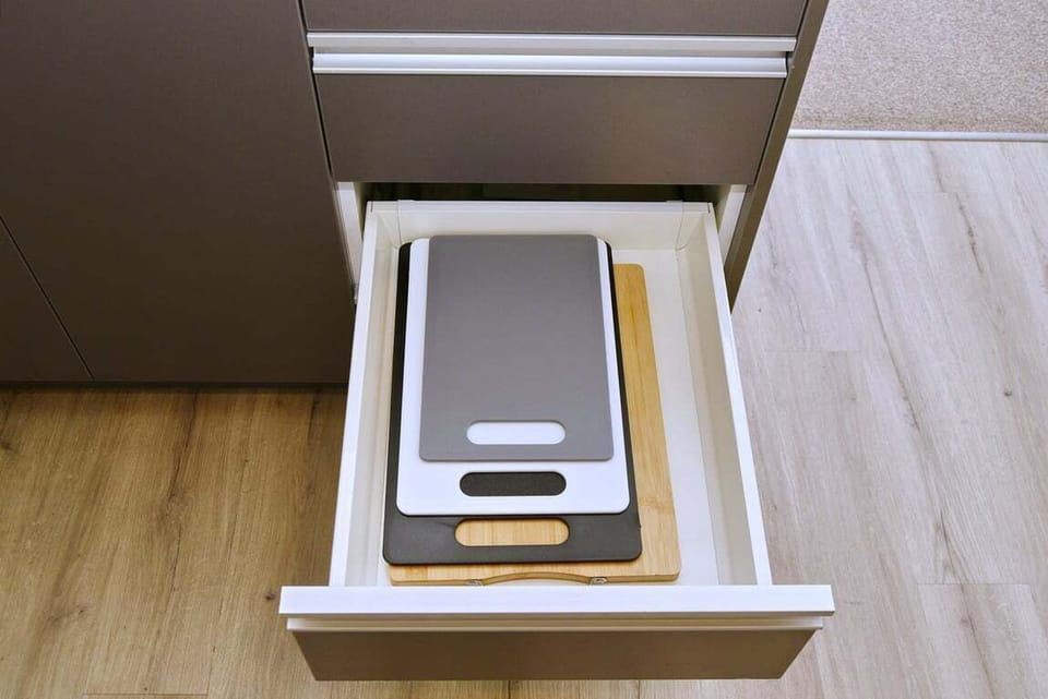 Handy kitchen storage