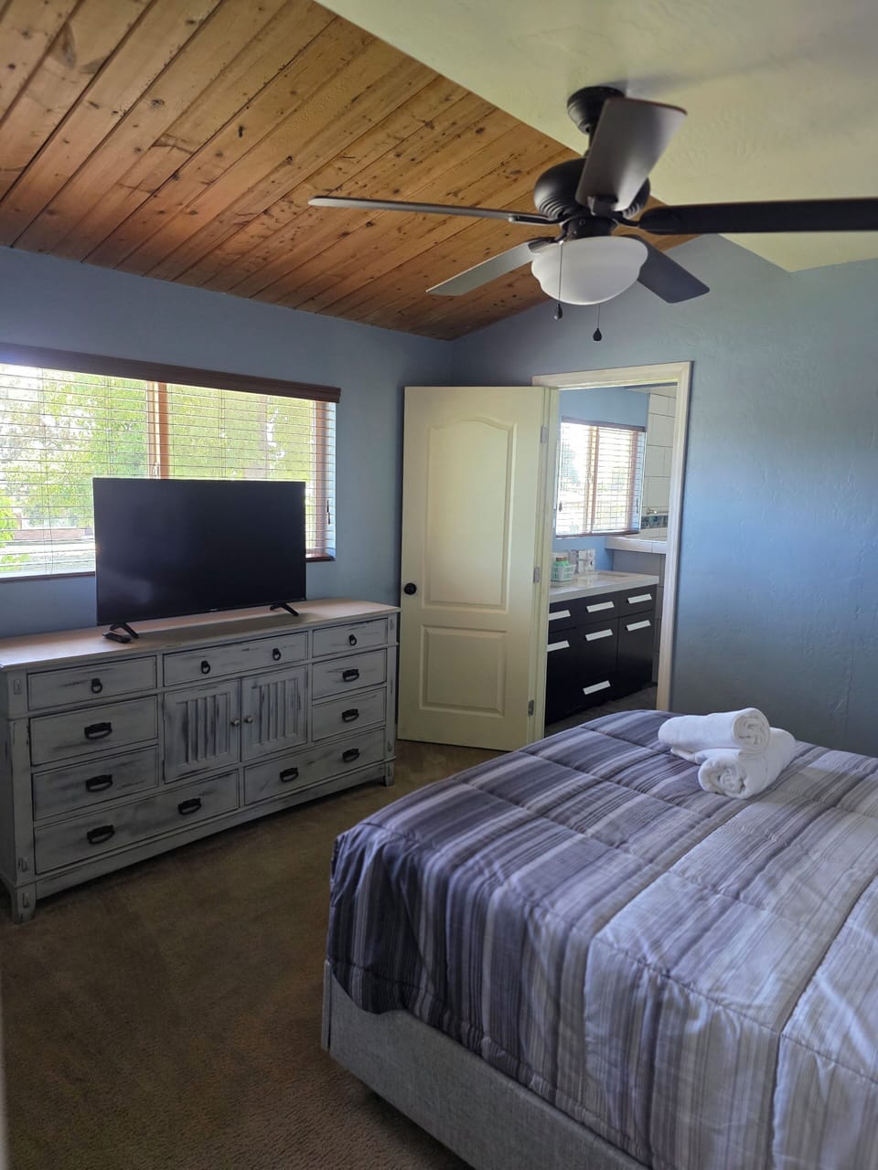 Bedroom #1