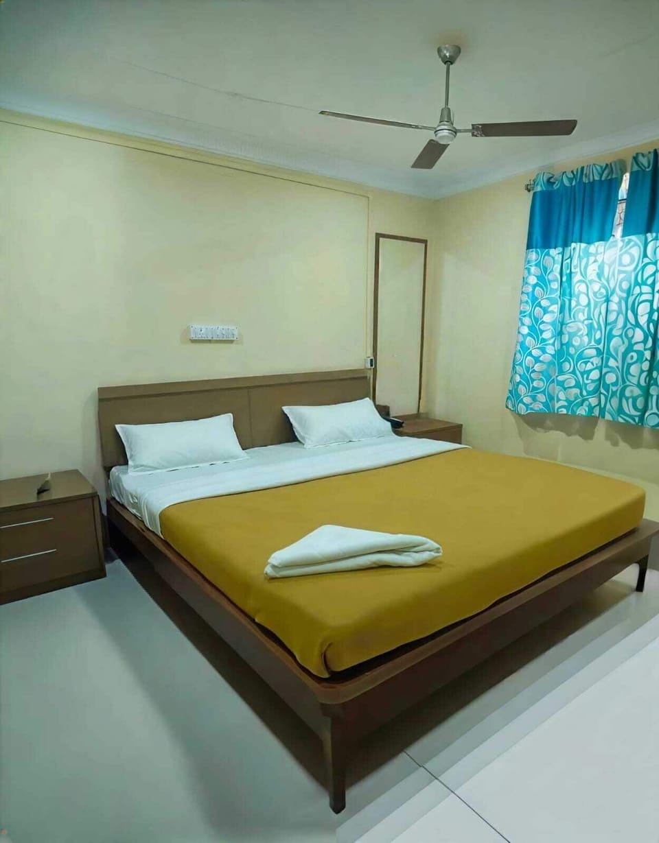 Deluxe Double Room | Desk, laptop workspace, soundproofing, free WiFi