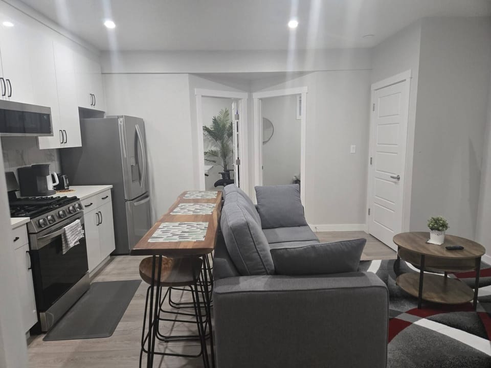 House, 1 Bedroom | Living room