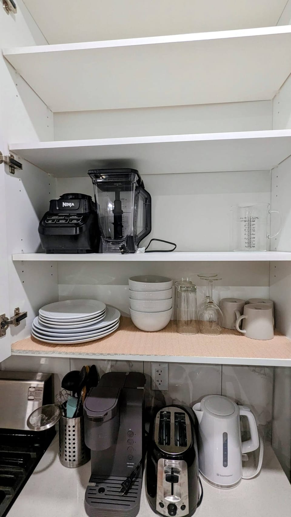 House, 1 Bedroom | Private kitchen