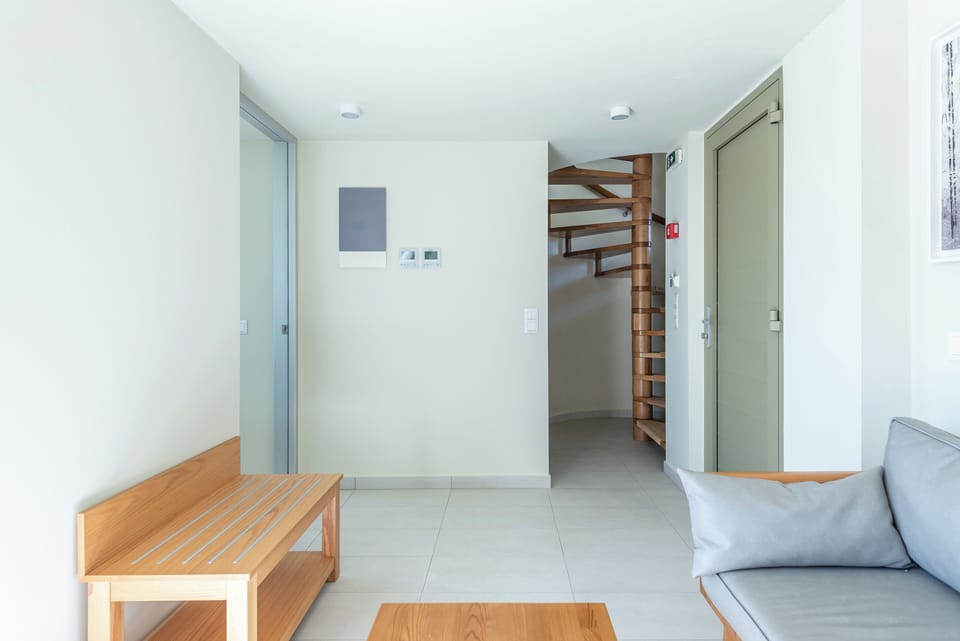 Premium Suite with direct sea view | Interior