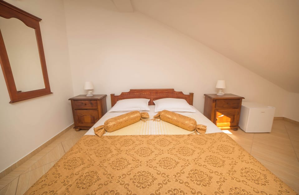Double Room, Non Smoking