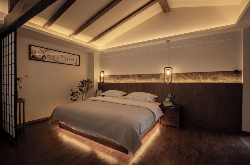 Luxury Single Room | Blackout drapes, soundproofing, iron/ironing board (on request)