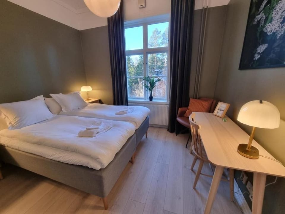 Double Room | Desk, WiFi (free)
