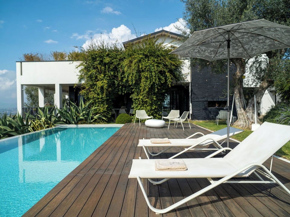 Swimming Pool, Resort, Outdoor Furniture, Furniture, Eco Hotel, Shade, Chair, Sunlounger, Villa, Houseplant