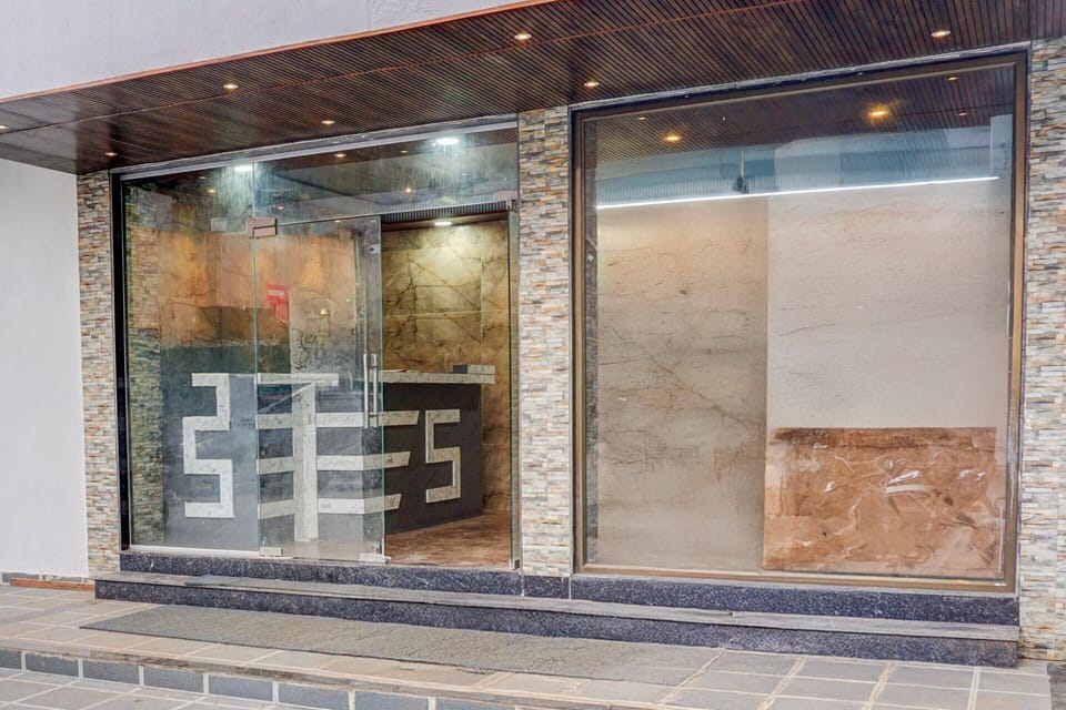 House | Reception