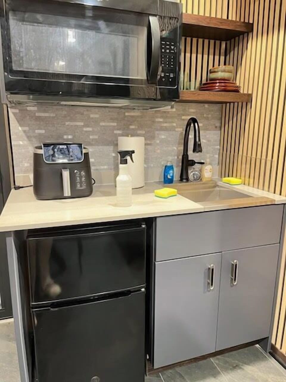 Kitchenette