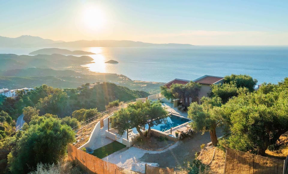 outdoor garden : private swimming pool ,sun lounge relaxation area ,open views from poolside , designed for all-day outdoor living, uninterrupted views 